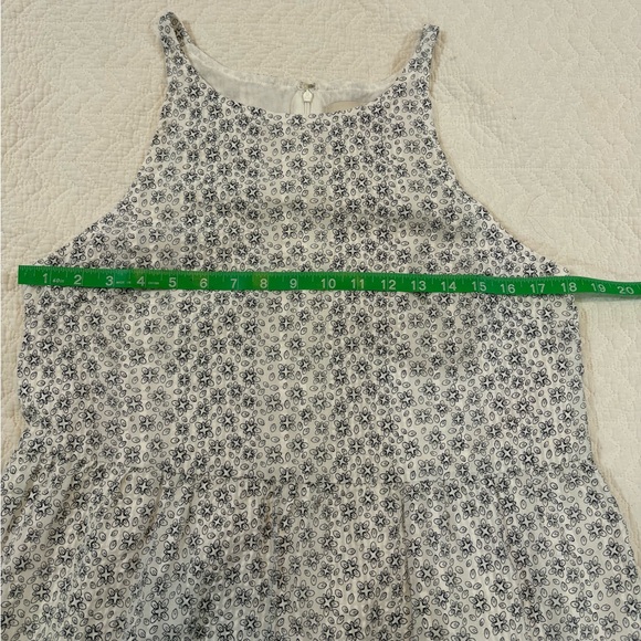 LOFT Women’s Dress in Blue and White Floral - Picture 7 of 7